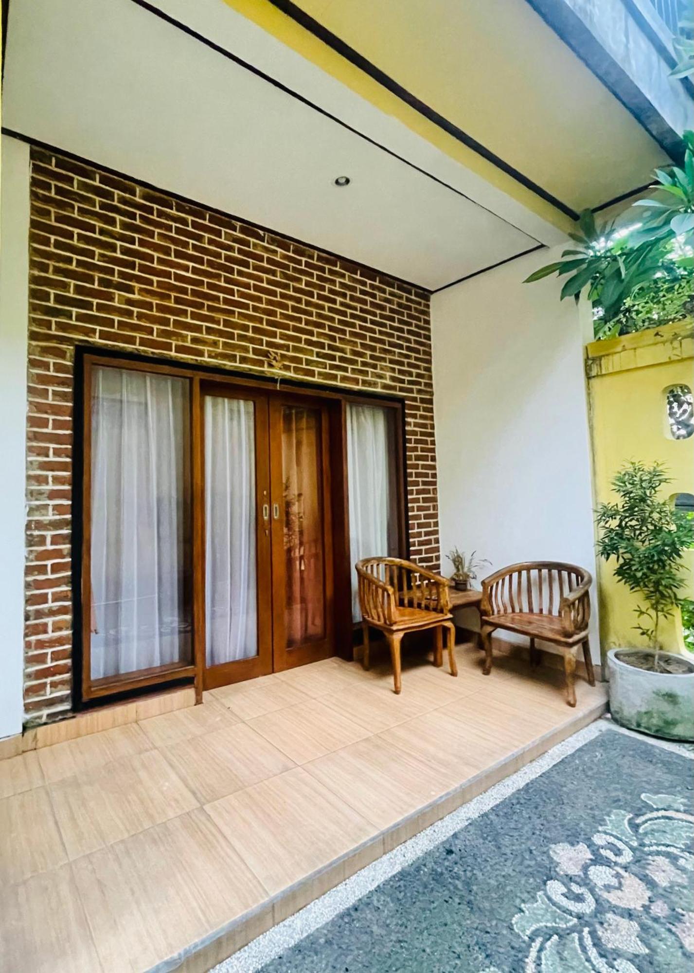 Putu Homestay チャングー エクステリア 写真